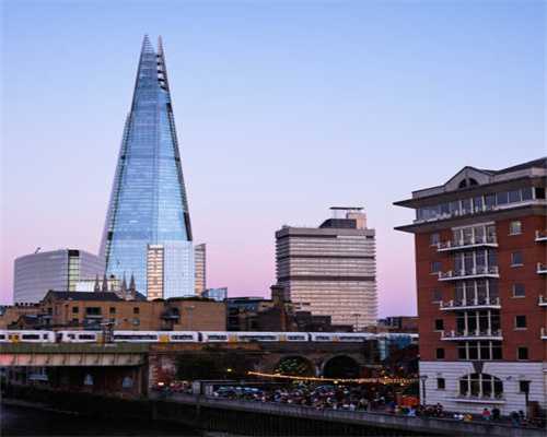 重庆渝北区：羽裳路社区进行消防应急演练