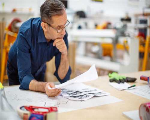 “亮尾”行动暖人心，交通安全有保障