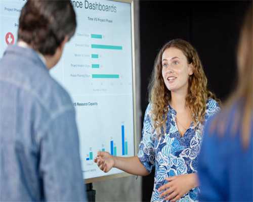 开州区举行侨建新重庆·千家侨企兴巴渝开州行招商推介及交流会