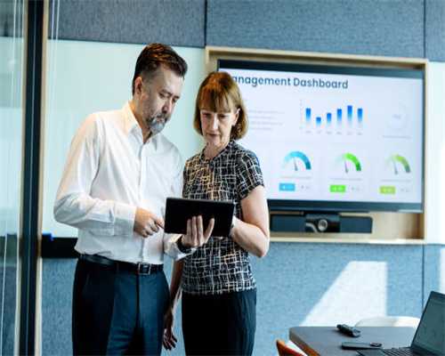 一座城 一条溪 说不完的故事 道不完的情怀