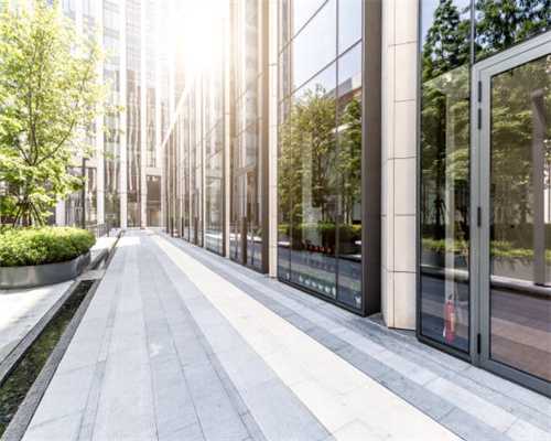 参观毛主席重庆谈判纪念馆深感领袖英明伟大作者/铁八师 李卫成