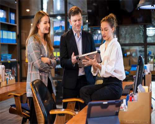 解放大道下延线告别电线杆，城市景观更漂亮了