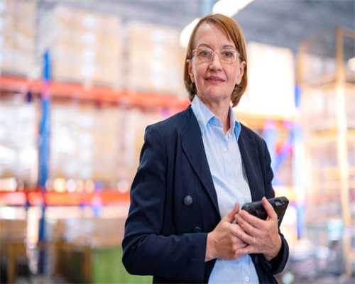 公交站能增设座椅吗？安排！