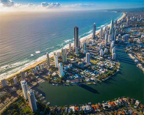 400万买的香港小房子，我10万块装修了两次