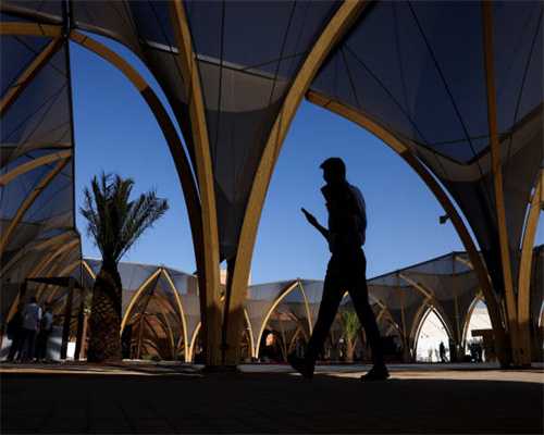 俄官员或访问欧洲，美发出威胁，踏入欧洲就将其逮捕，美国敢吗？